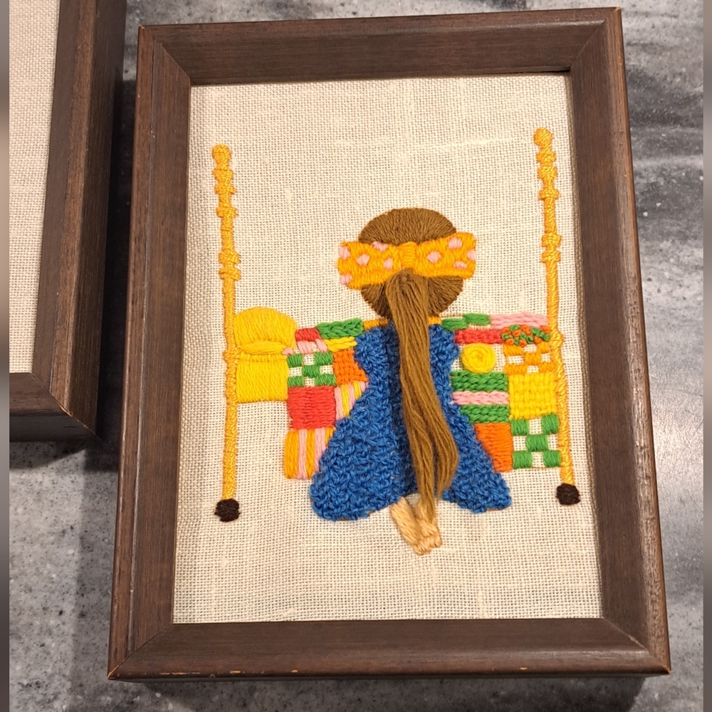 Vintage Pair of Wooden Framed Embroidery Wall Hangings - Picture 2 of 7